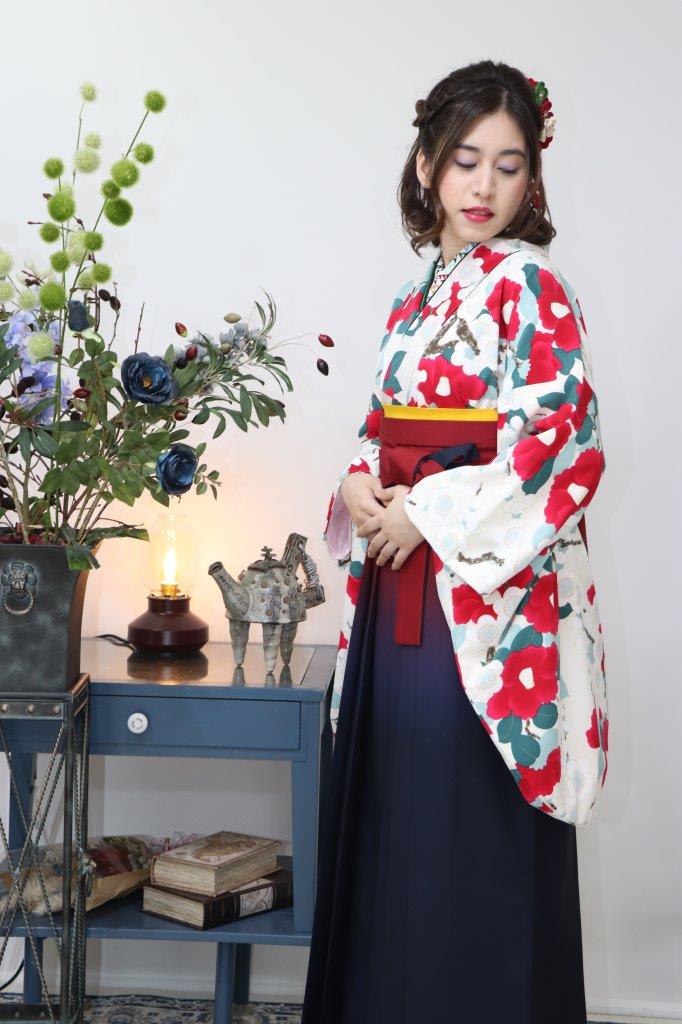 大阪・都島、  Photo WadajiNでは、卒業式袴の着物レンタルと写真撮影を承っています。