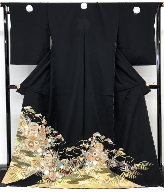 十日町染匠：吉澤友禅謹製本加工黒留袖、往復送料無料又は、着付け無料：￥44,00【TRN-2011】
