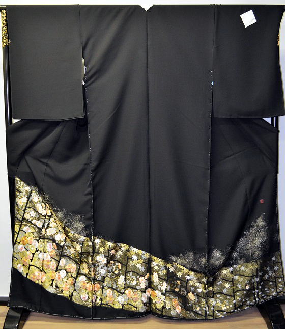正絹最高級、山口美術織物謹製、縫取り総刺繡黒留袖【TRN-2018】￥49,500